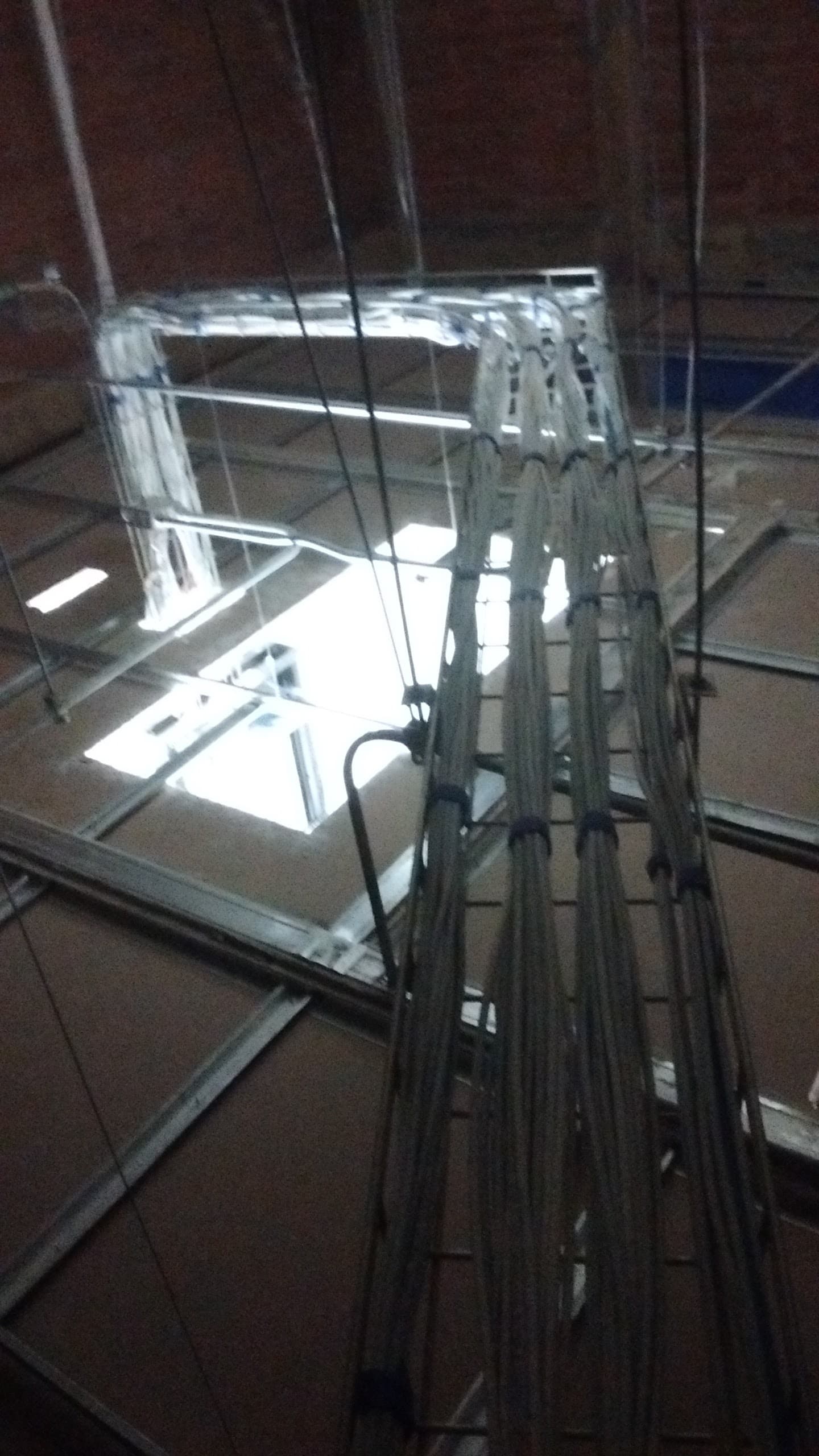 Cableado estructurado, voz y datos — trabajo ejecutado por Pirámide Electro